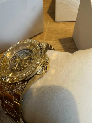 Reloj Guess Dynasty Dorado Nuevo