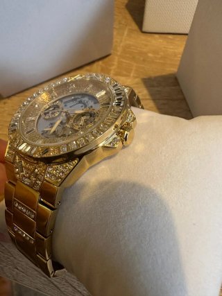 Reloj Guess Dynasty Dorado Nuevo
