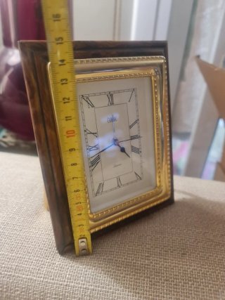 CAMBAU Retro Madera, dorado y números romanos