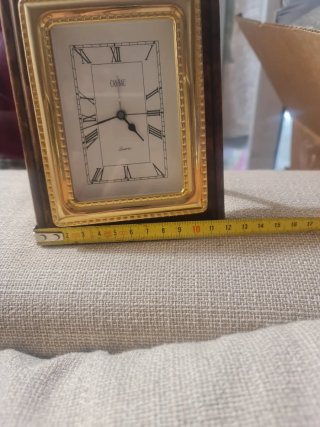 CAMBAU Retro Madera, dorado y números romanos