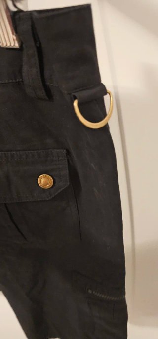 Sin estrenar Pantalon corto(M)diseño EllaMarbella