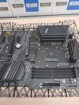 Placa base MSI B550 para procesadores AMD Ryzen AM4