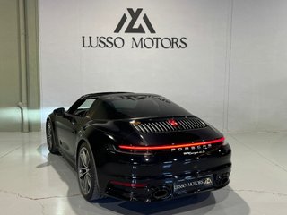 Porsche 911 2023
