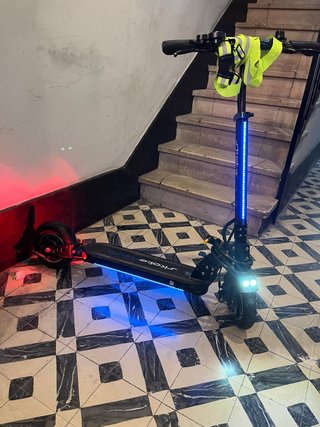 Patinete Eléctrico con Luces LED skateflash