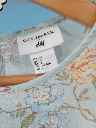 Blusa H&M floral pájaros S/36/8