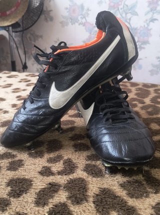 Botas de fútbol Nike Tiempo Legend IV SGNegociable