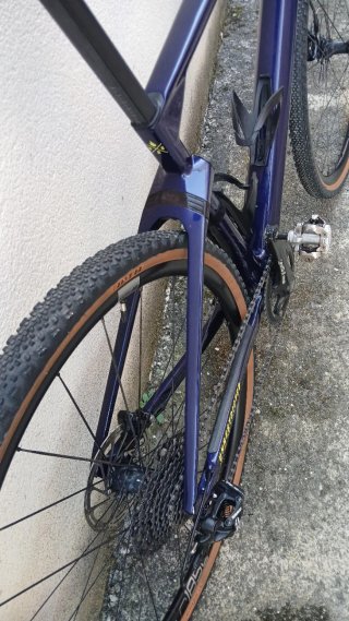 Bicicleta Gravel BMC