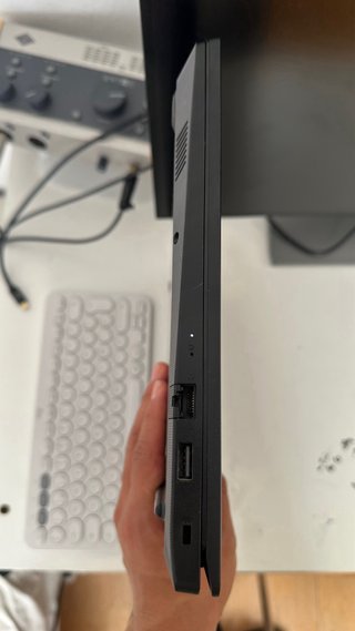 Lenovo V15 I7