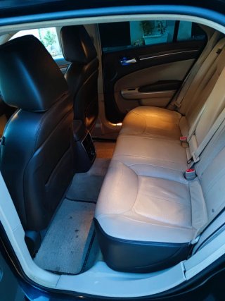 Lancia Thema 2012