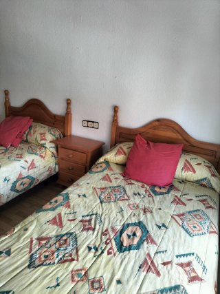 Dormitorio Provenzal: 2 Camas, Armario