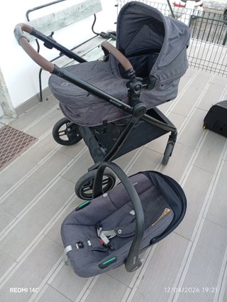 Carrinho de bebé Maxi-Cosi como novo