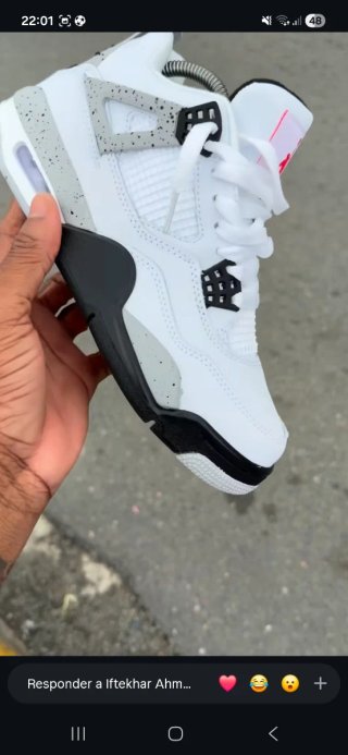 Jordan 4 Rosa y Gris