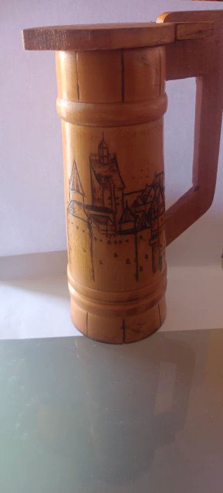 Jarra cerveza rumana Conde Drácula