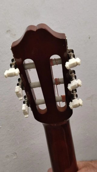 Guitarra Flamenca sin usar