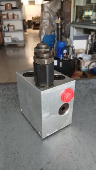 Valvola 3/4 doppio effetto Walvoil