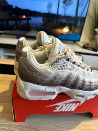 Nike Air Max 95 Beige/Marrón Talla 38