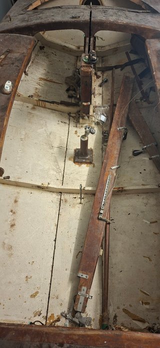 Barco Snipe de Madera