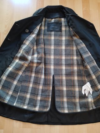 Trench Zara Negro con Forro Extraíble