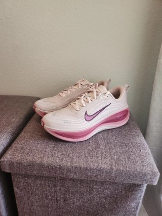 Zapatillas Nike Air Vomero Plus Mujer Rosa/Blanco