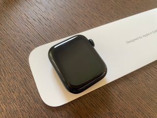 Apple Watch SE 2022 40mm in alluminio nero