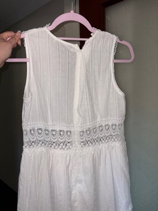 Vestido blanco largo con encaje