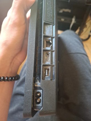PS4 Slim Negra