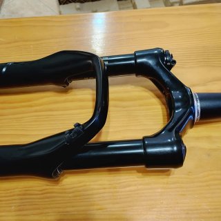Rockshox Reba Horquilla Nueva