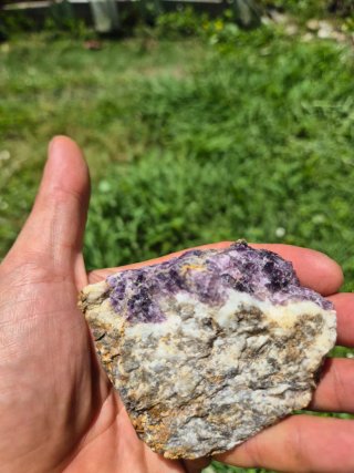Fluorita masiva de Euskadi