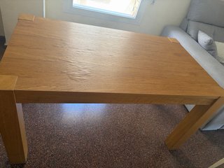 Mesa de comedor de madera. No hago envios