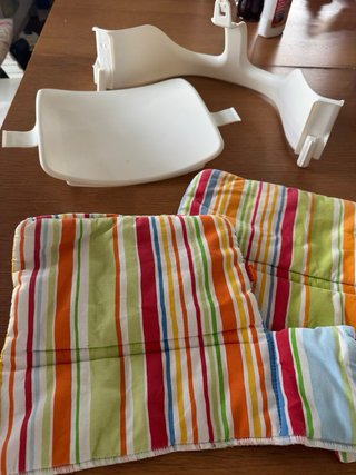Adaptador Stokke para trona con fundas para bebe