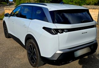 Peugeot 5008 allure hybrid