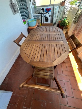 Mesa de terraza plegable de madera