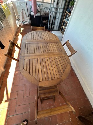 Mesa de terraza plegable de madera