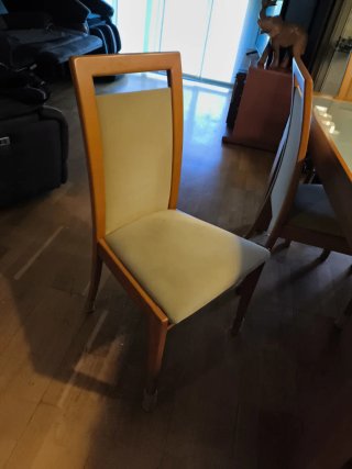 Mesa comedor y 6 sillas madera y cristal