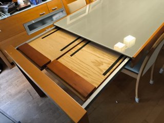 Mesa comedor y 6 sillas madera y cristal