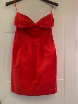 Vestido palabra de honor rojo