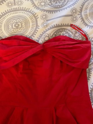 Vestido palabra de honor rojo