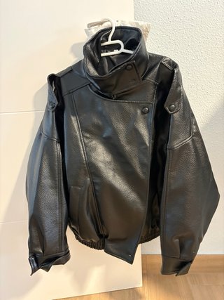 Chaqueta de cuero negra mujer