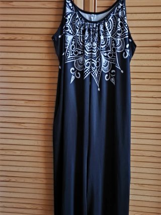 Mono negro talla 50 con estampado mandala