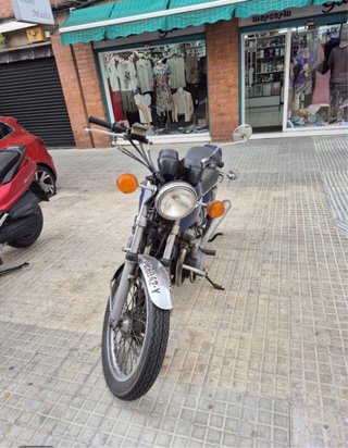 Kawasaki KZ650 azul