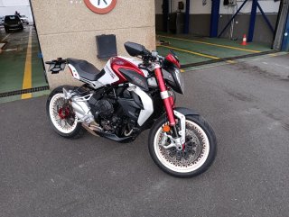 MV Agusta Dragster 800RR Roja/Plata