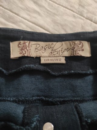 Falda corta Stradivarius azul marino