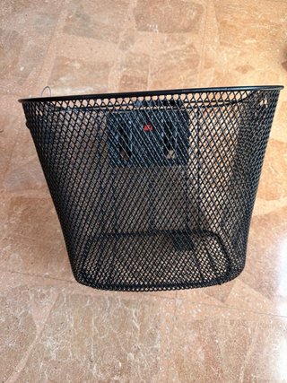 Cesta de bici negra