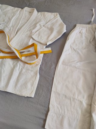 Kimono Judo Blanco Talla 180 + Cinturón Amarillo
