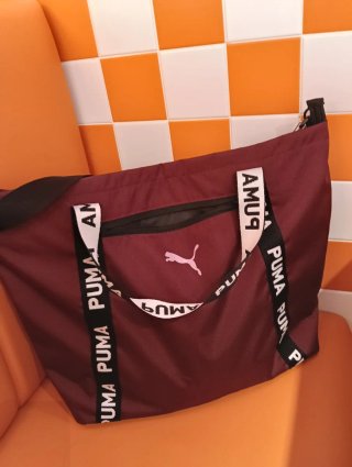 Bolsa Deporte Puma Negra y Roja