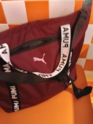 Bolsa Deporte Puma Negra y Roja