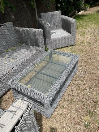 Conjunto de sofá, sillones y mesa de exterior