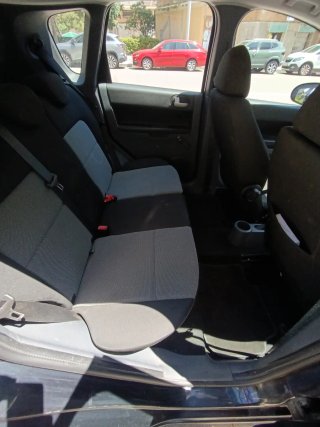 Mitsubishi Colt 1.3 2010 automático. Etiqueta C