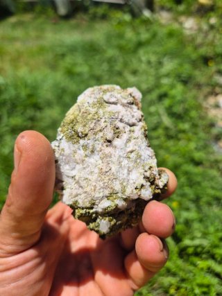 Mineral Epidota de Euskadi