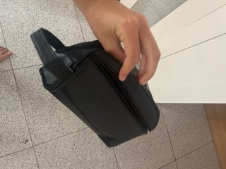 Bolso neceser Lacoste negro